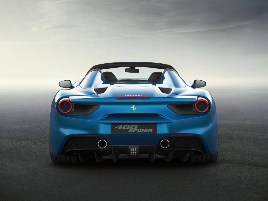  Ferrari 488 Spider 2016 года  (фото 57 из 70)